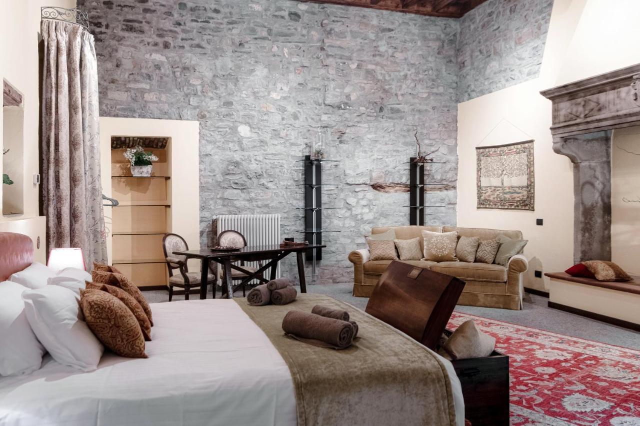 Historical Suites - The House Of Travelers Côme Esterno foto