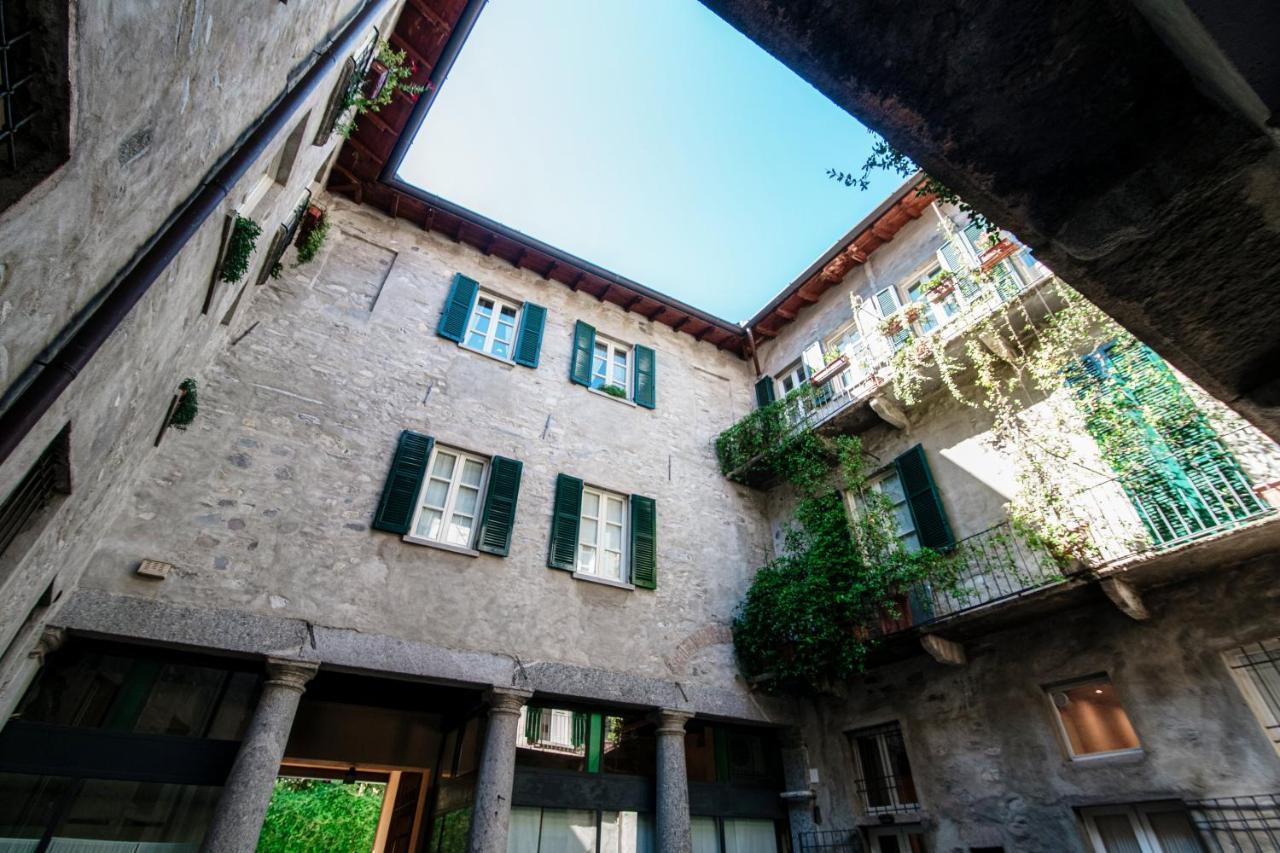Historical Suites - The House Of Travelers Côme Esterno foto